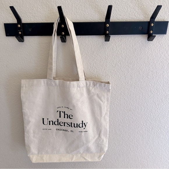 THE UNDERSTUDY Cream and Black Tote Bag - Picture 3 of 8